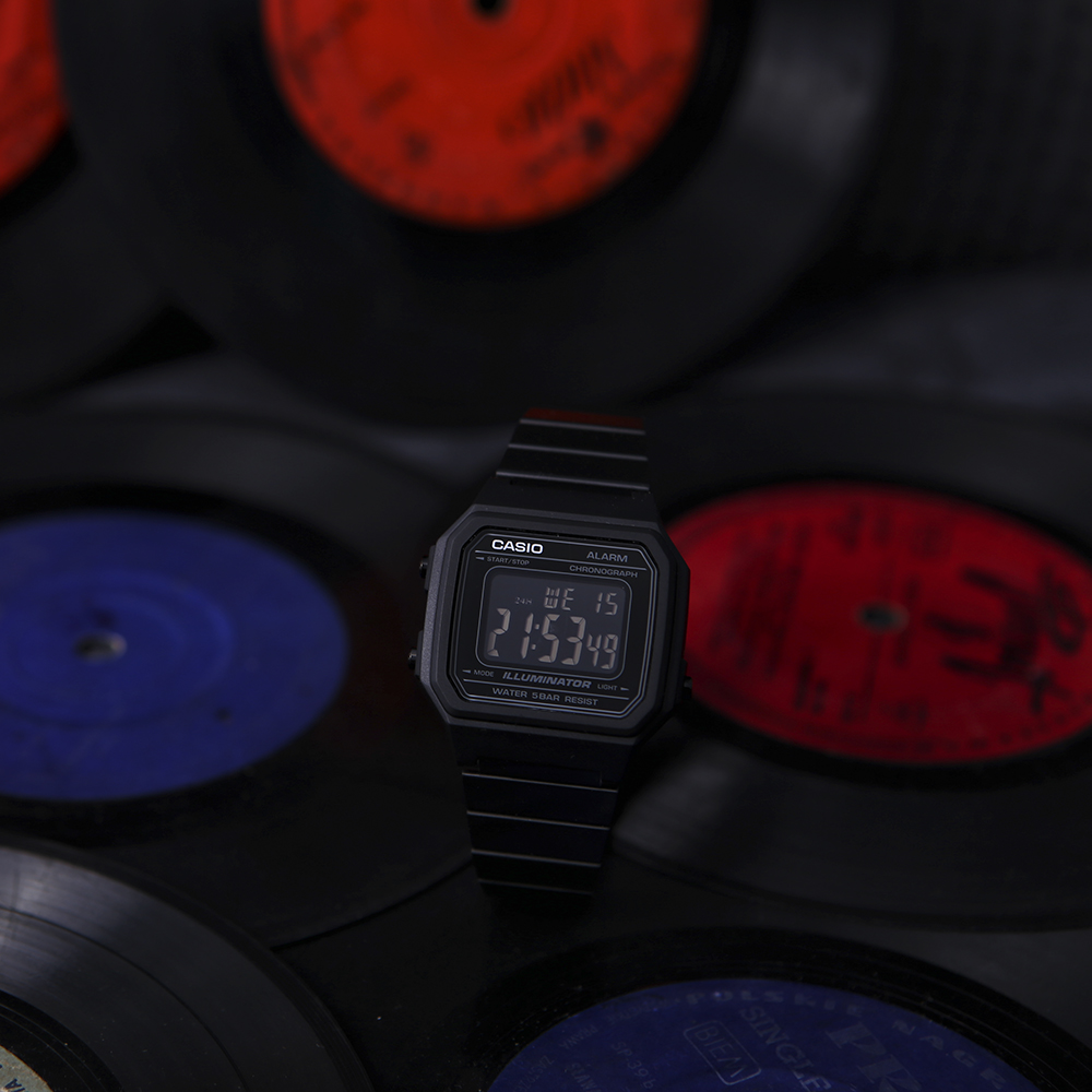 Casio Vintage B650WB-1BEF VINTAGE Maxi retro zegarek czarny