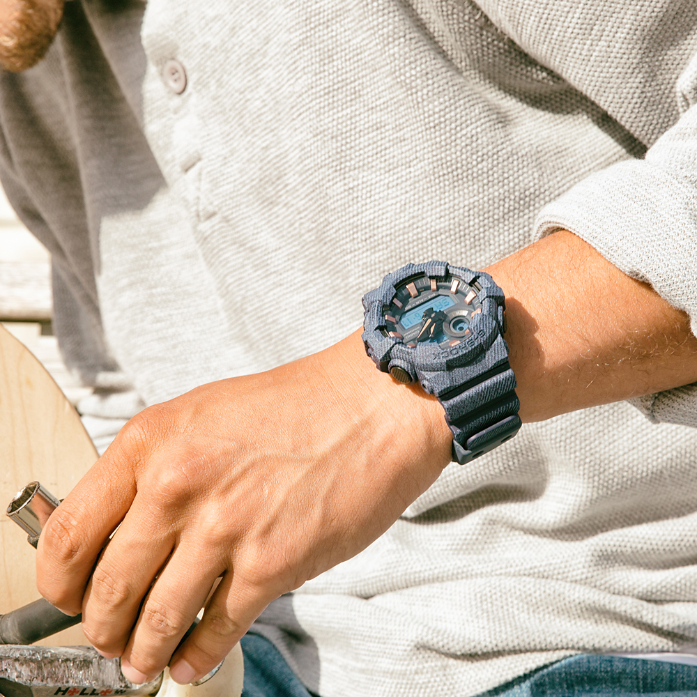 G-Shock GA-700DE-2AER zegarek męski G-SHOCK Style - miniatura 2