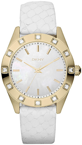 DKNY NY8826