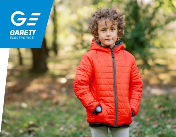 Smartwatch Garett Kids 5 w kolorze niebieskim, idealny dla dzieci, z funkcjami monitorowania aktywności.