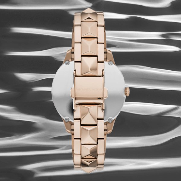 Klasyczna bransoleta łączy swobodę i elegancję dla zegarka Michael Kors MK6671