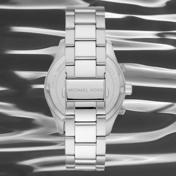 Klasyczna bransoleta łączy swobodę i elegancję dla zegarka Michael Kors MK8781