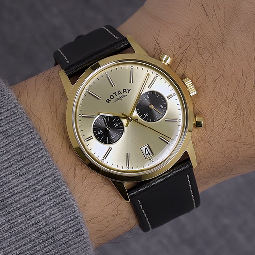Czarny pasek z kontrastowym przeszyciem zegarka Rotary 1895 Chronograph RGS10068/03