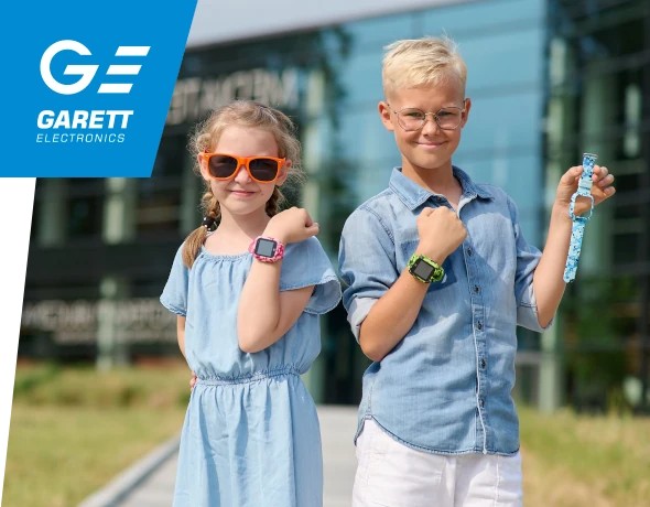 Różowy smartwatch Garett Kids Moro 4G dla dzieci, idealny do zabawy i nauki.