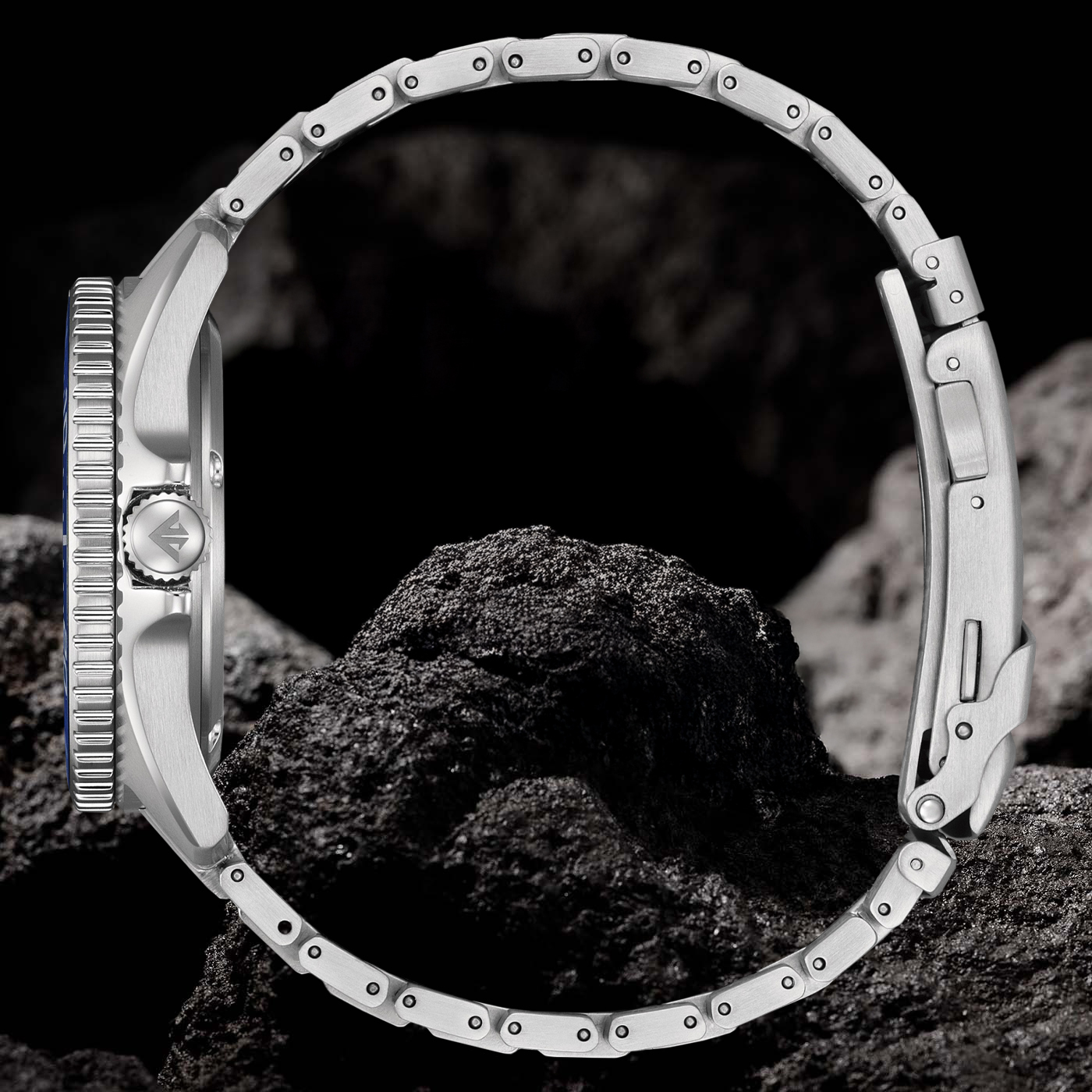 Stalowa bransoleta zegarka Citizen Eco-Drive Diver z mikroregulacją