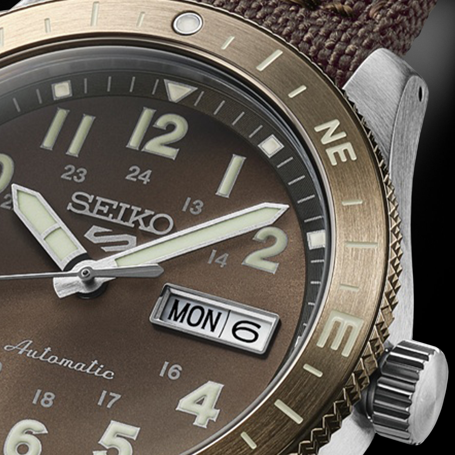 Bezel Seiko 5 Sports Automatic Field HDB009K1