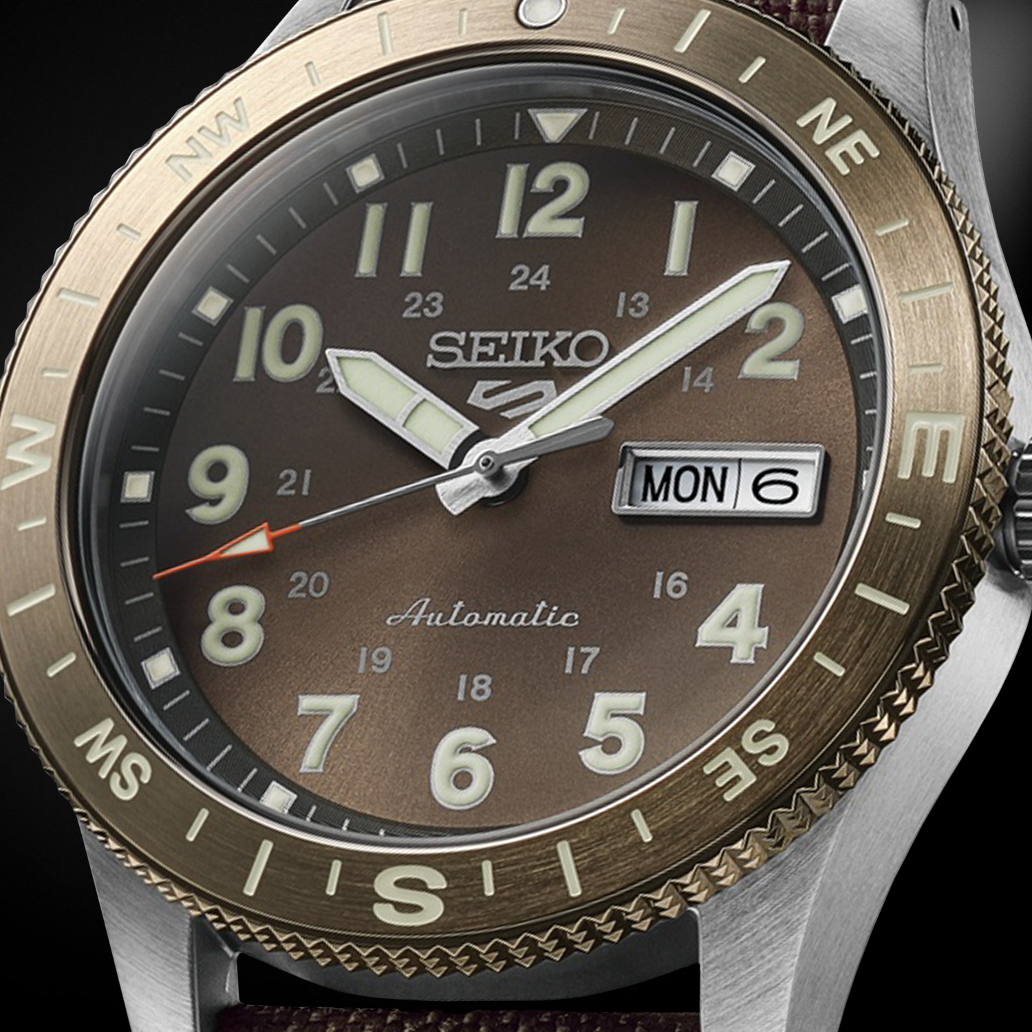 Zegarek Seiko 5 Sports Automatic Field z datownikiem