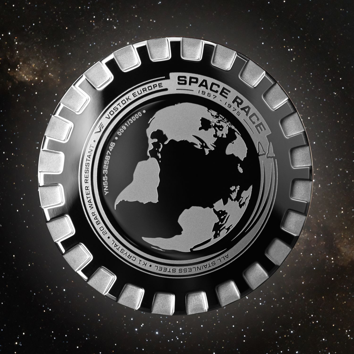 Zegarek Vostok Europe Space Race Black Automatic YN55-325A745 z grawerowanym dekielkiem