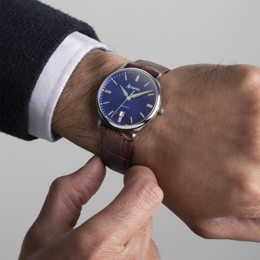Accurist 73005 Classic 37mm - Windsor Blue - Zegarek.net