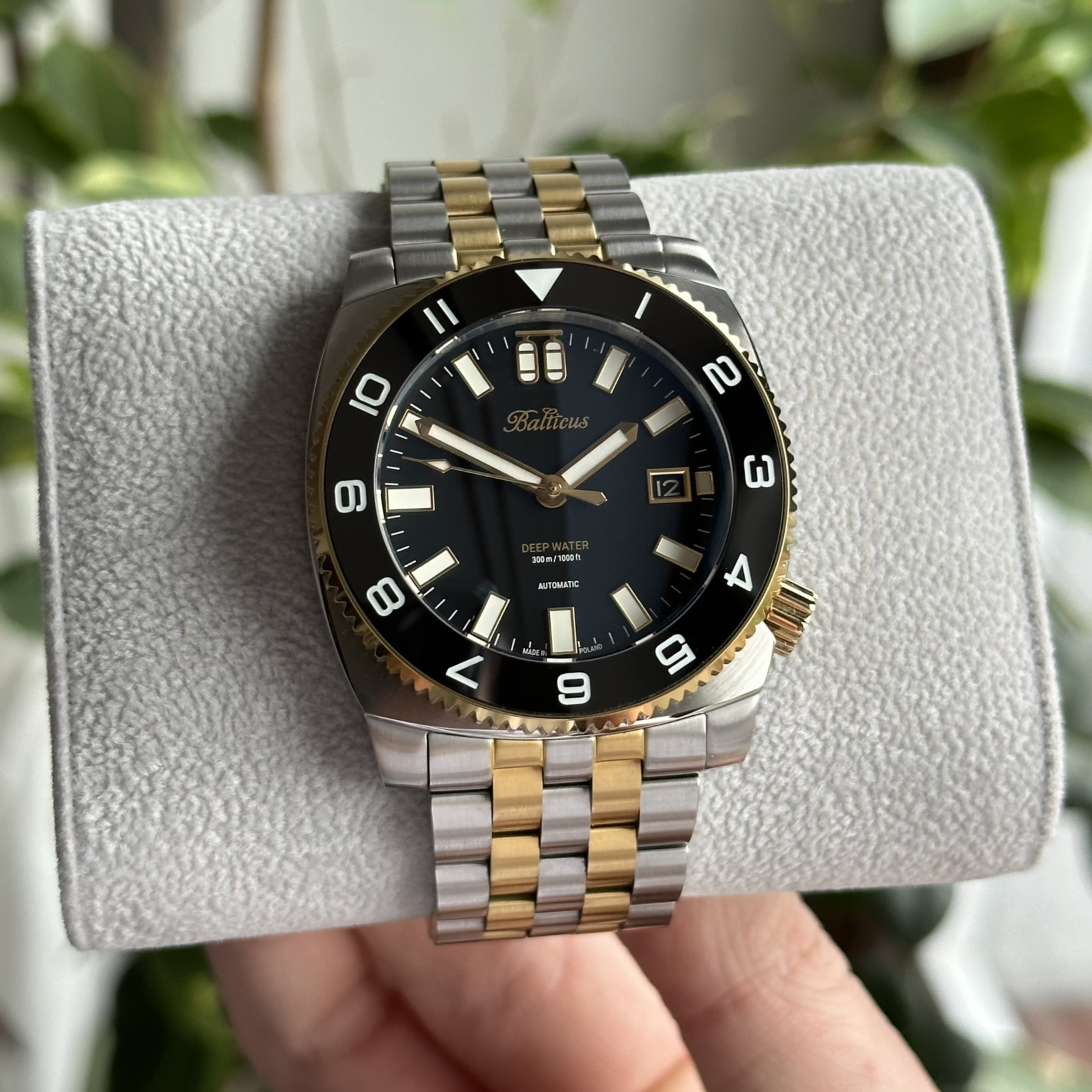 Zegarek Balticus Deep Water BAL-DWBBC w kolorze czerni, złota i srebra