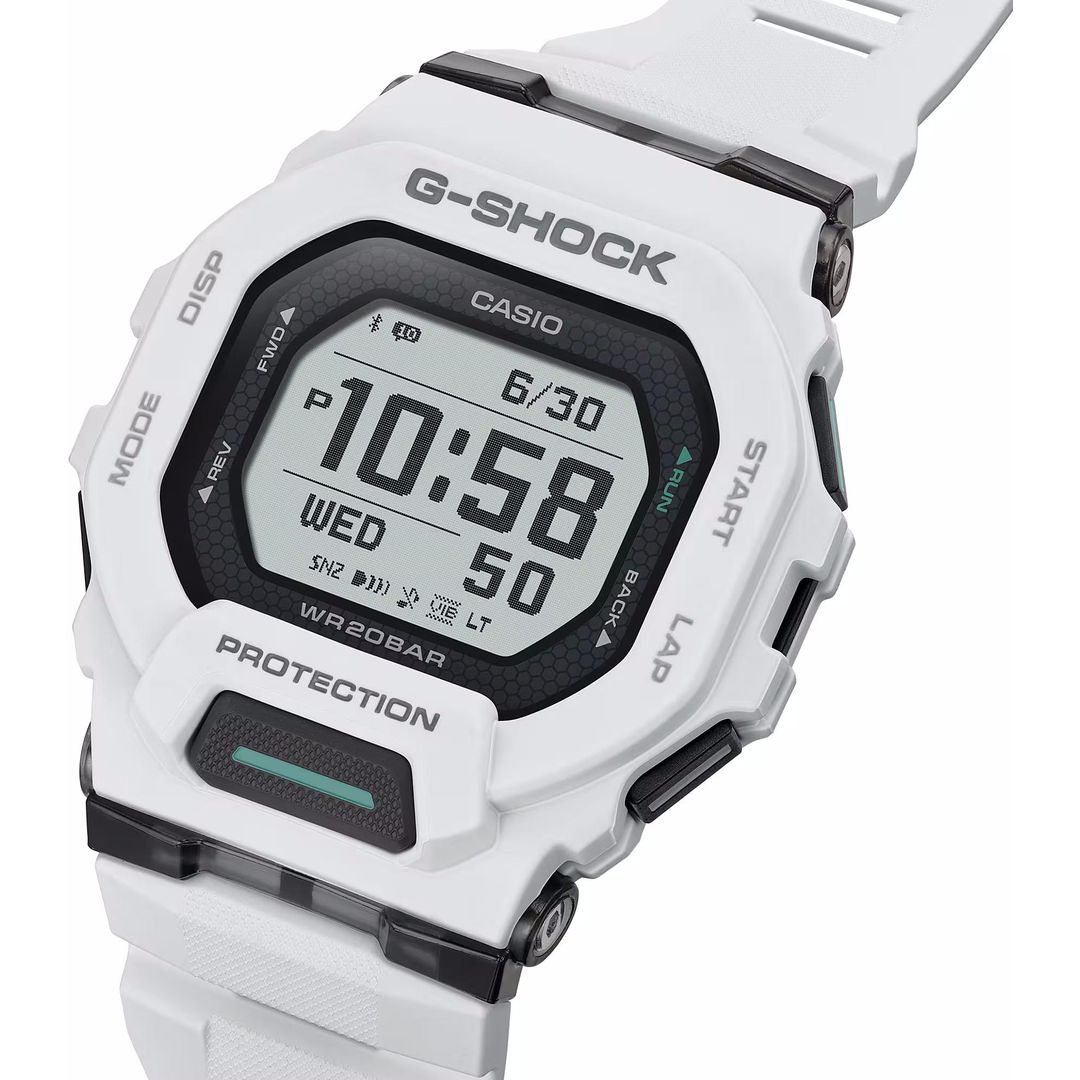 zegarek Casio GBD-200-7ER z biało-czarną kopertą o prostokątnym kształcie 