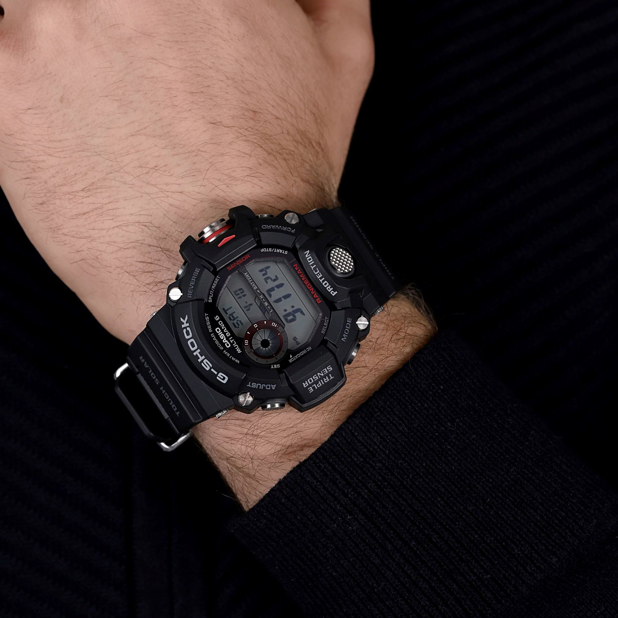 Zegarek G-SHOCK Casio RANGEMAN na męskim nadgarstku