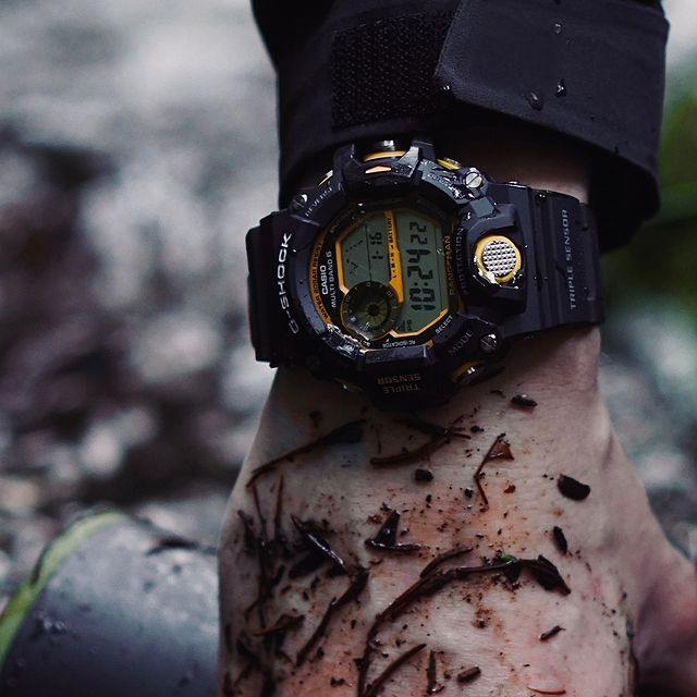 Zegarek G-SHOCK Casio RANGEMAN GW-9400Y-1ER z funkcją Triple Sensor