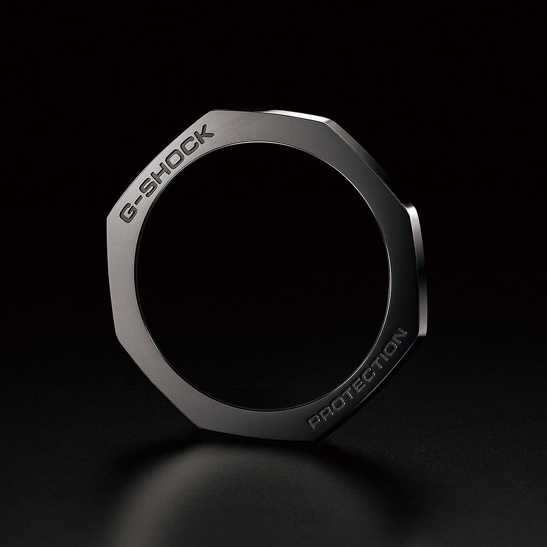 Bezel zegarka z Cobarionu