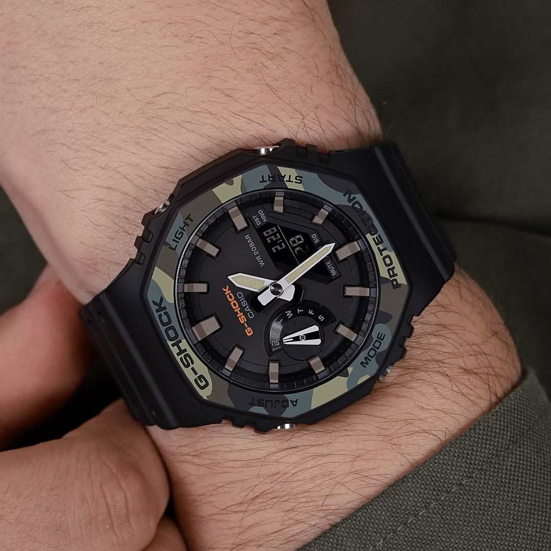 Zegarek z mechanizmem kwarcowym Casio 5611