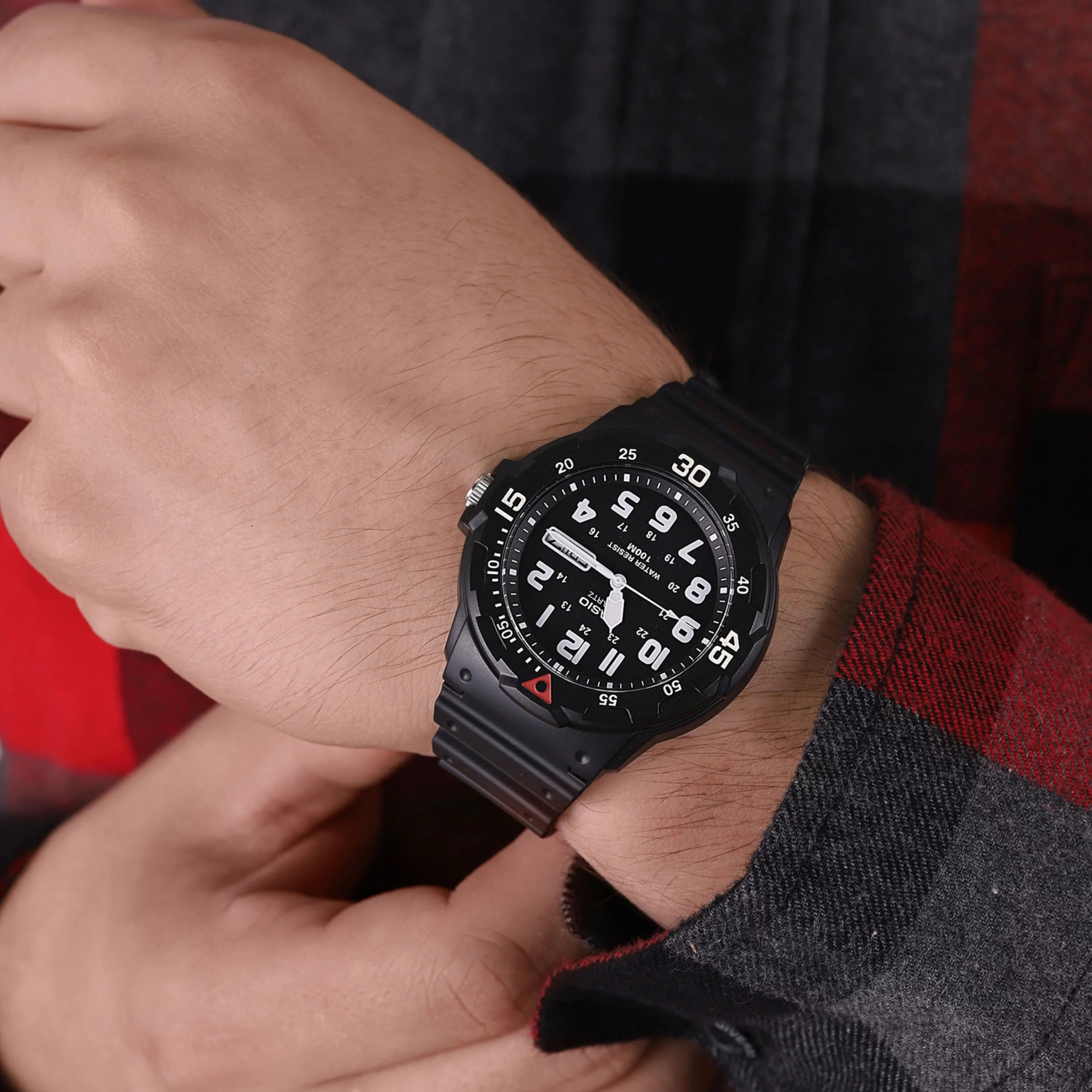 Zegarek z mechanizmem kwarcowym Casio 5125