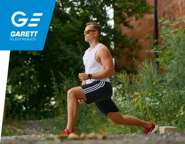 Smartwatch Garett V8 RT black dla mężczyzn, elegancki design, funkcje zdrowotne i sportowe.