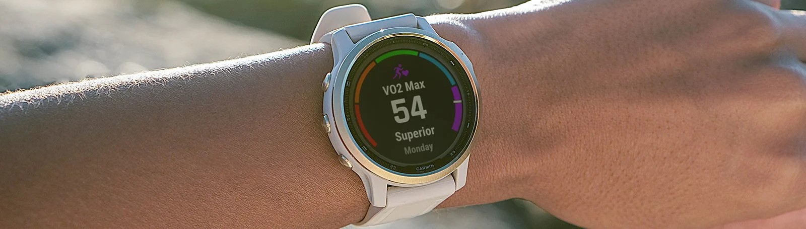 Zegarek Garmin Fenix 6S Pro Solar w kolorze fioletowym, idealny dla aktywnych użytkowników.