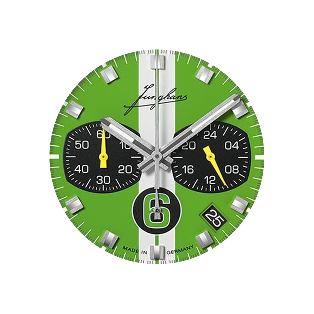 Zielona tarcza z białym podwójnym pasem i żółtymi wskazówkami liczników zegarka Junghans 1972 Chronoscope Sports Edition 41/4560.00