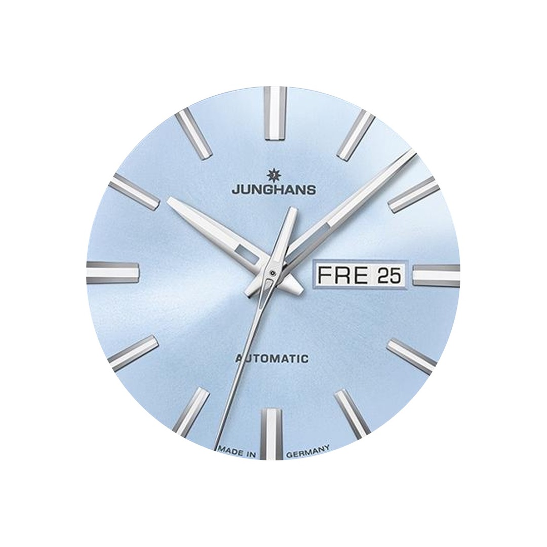 Jasnoniebieska tarcza ze szlifem słonecznym zegarka Junghans Meister S Automatic 27/4614.44