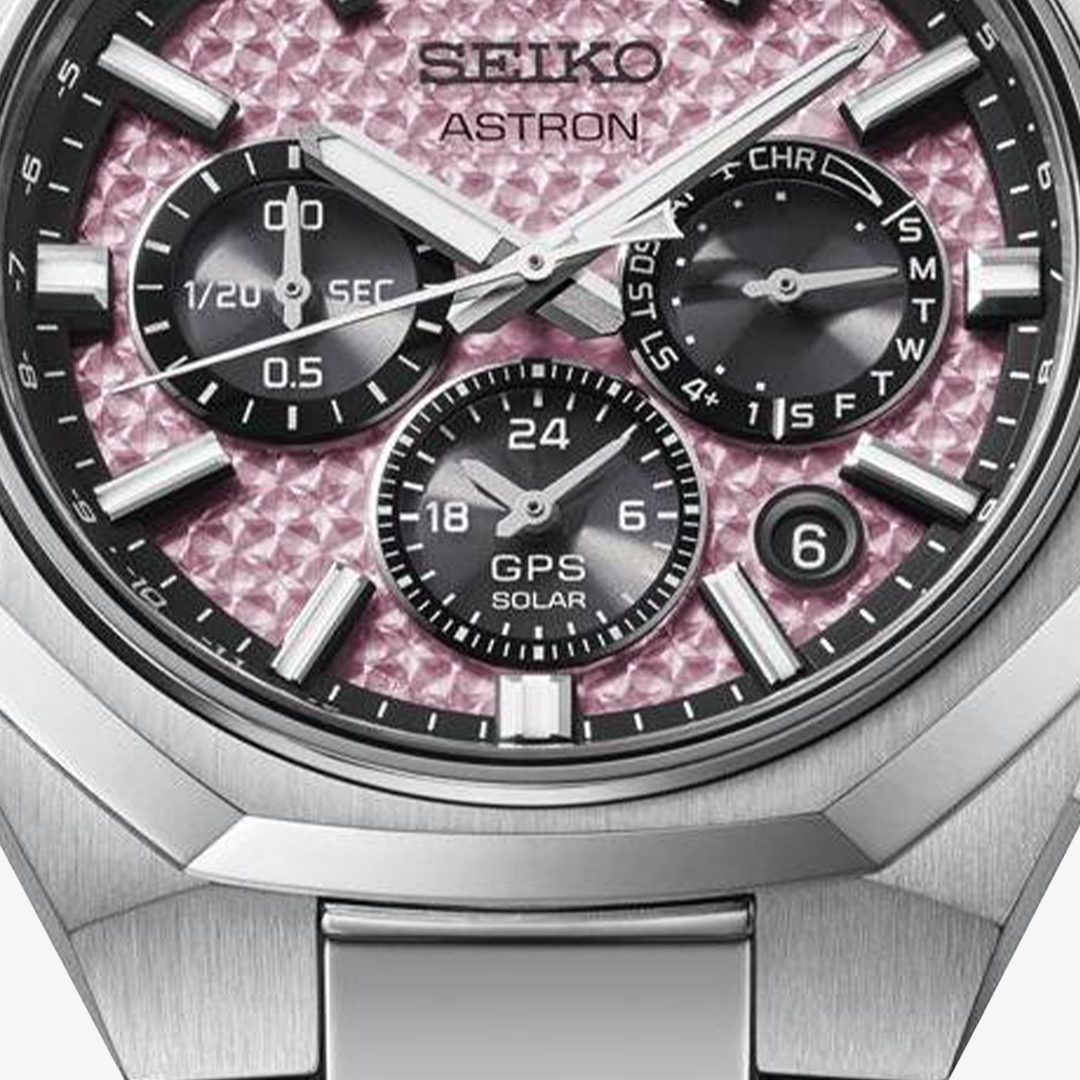 Manufakturowy mechanizm Seiko 5X63 w Seiko Astron GPS Solar Dual-Time Chronograph HAB006J1