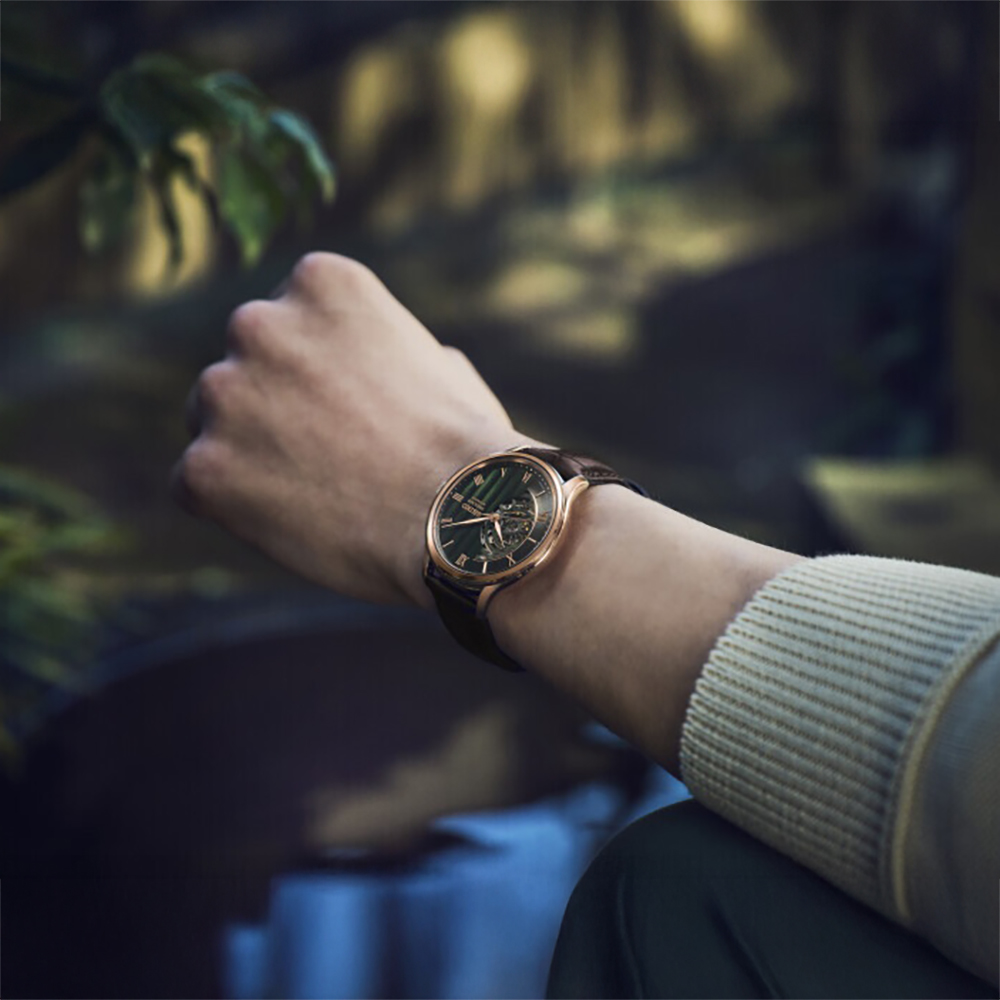 Męski zegarek Seiko Presage Japanese Garden na nadgarstku
