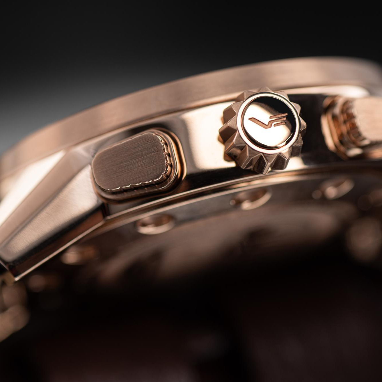 Różowozłota koperta zegarka Vostok Europe Limousine 43mm Generation 2 Chronograph Quartz