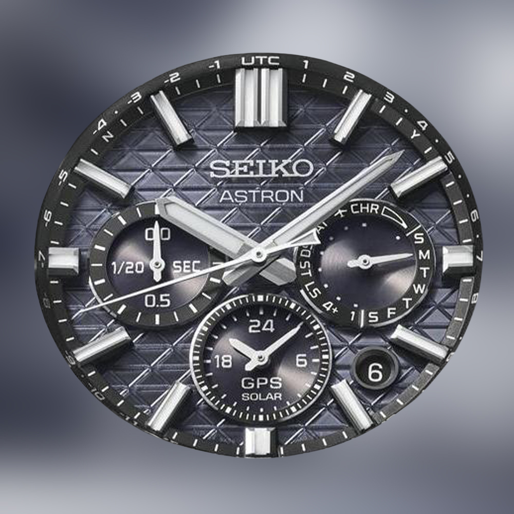 Czarna tarcza z chronografem zegarka Seiko Astron GPS Solar HAB002J1