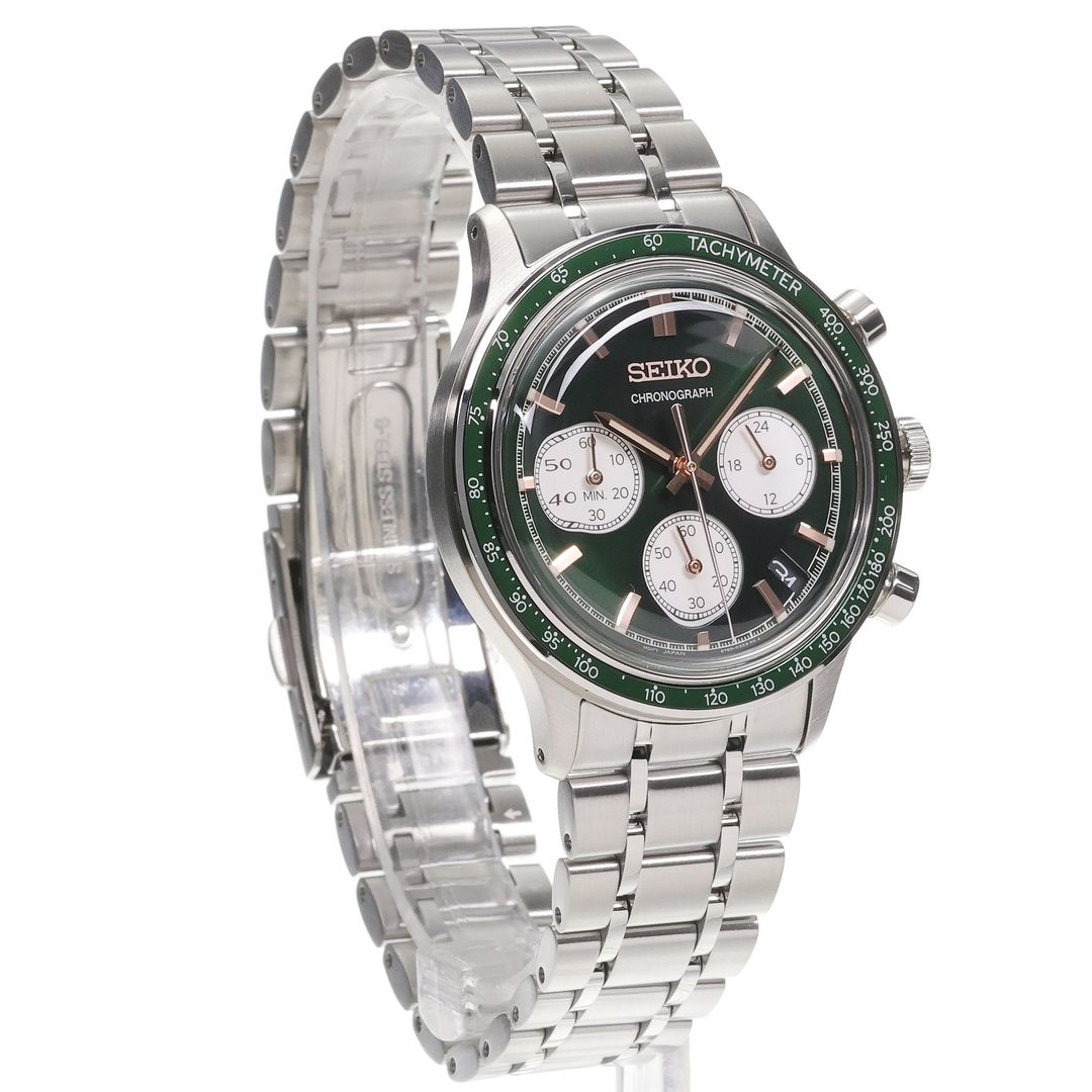 Zegarek Seiko z zieloną tarczą z subtarczami chronografu w stalowej kopercie z lunetą tachymetru na bezelu