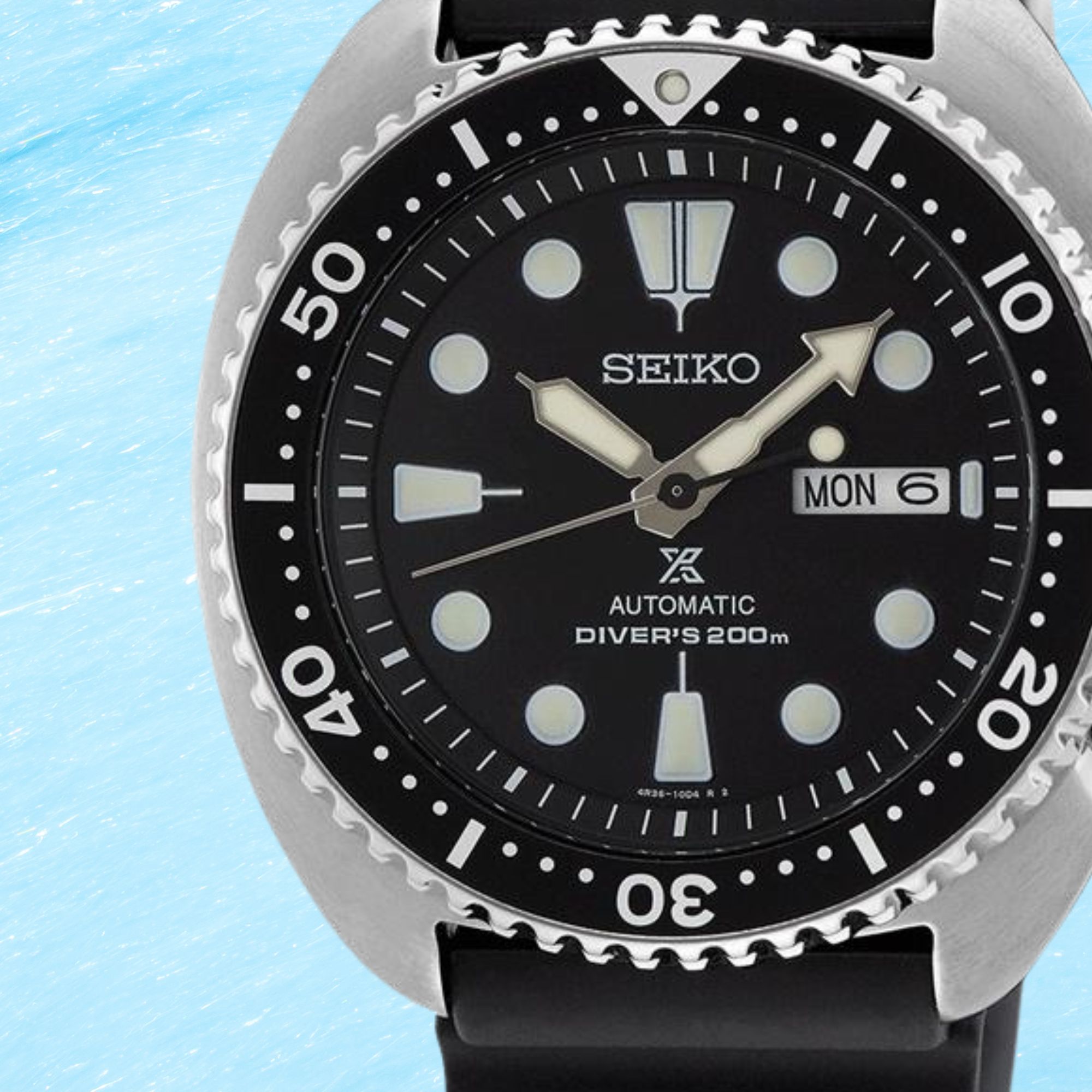 Zegarek Seiko z czarną tarczą z jasnymi indeksami i wskazówkami w masywnej, srebrnej kopercie ze stali