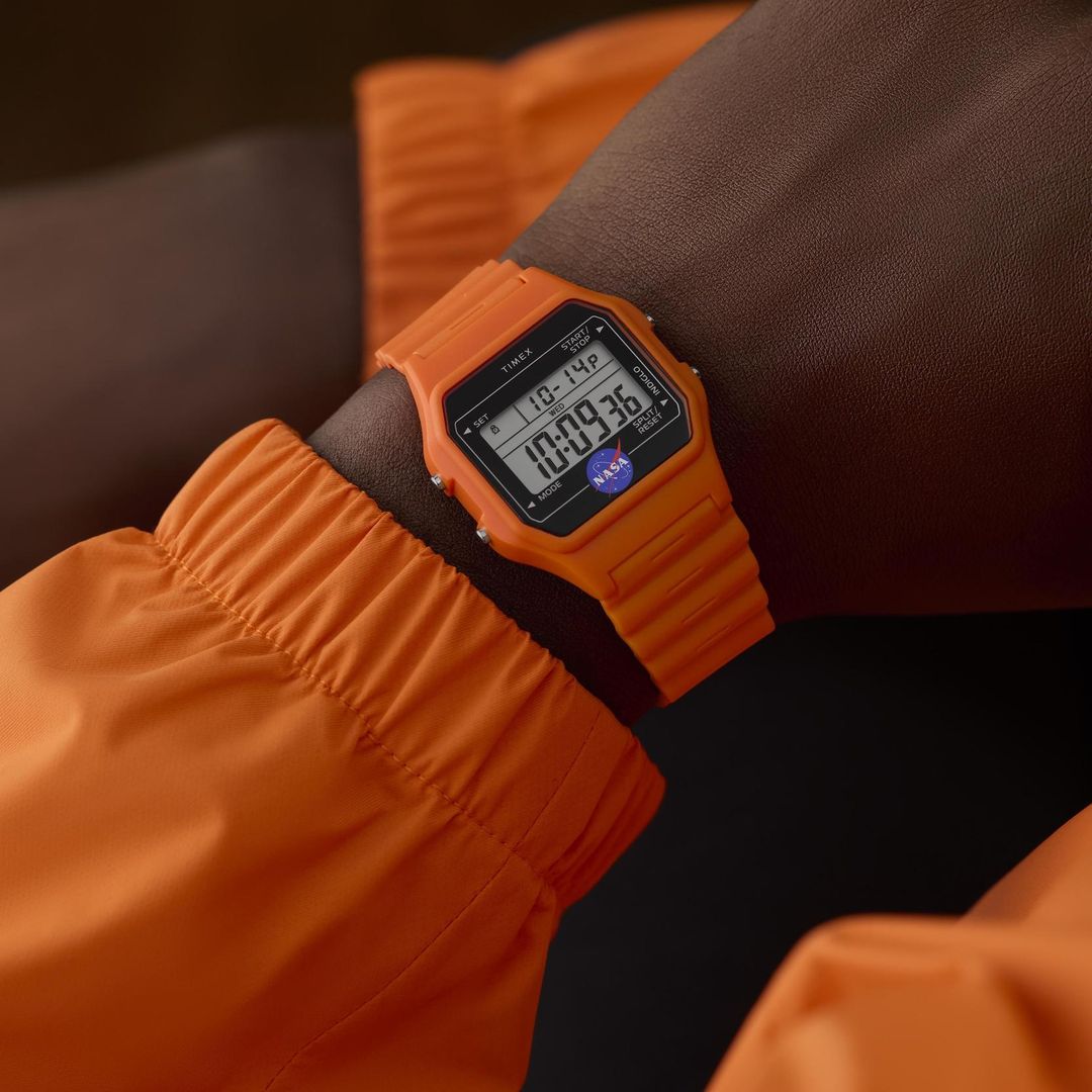 Timex TW2Y13300 NASA Artemis Digital na nadgarstku