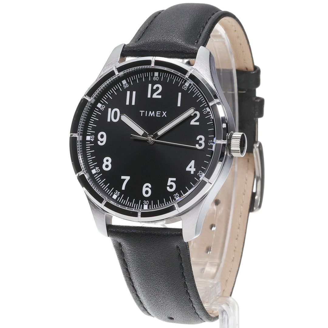 Zegarek Timex na czarnym, skórzanym pasku zapinanym na sprzączkę z okrągłą kopertą