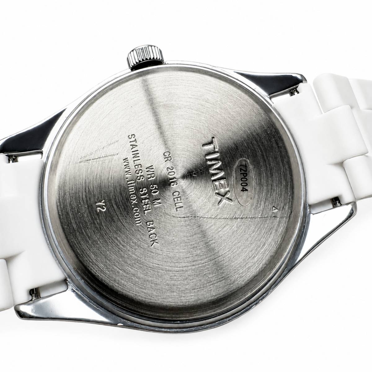 Mikrorysy na kopercie dla zegarka Timex T2P004-POWYSTAWOWY