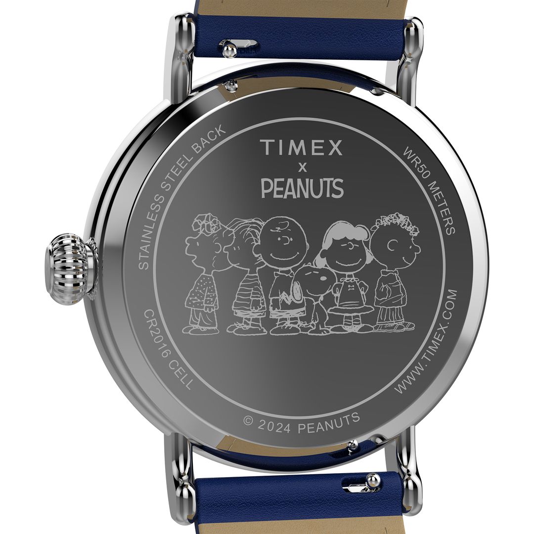 Dekielek zegarka Timex z grawerem Snoopy-ego i przyjaciół