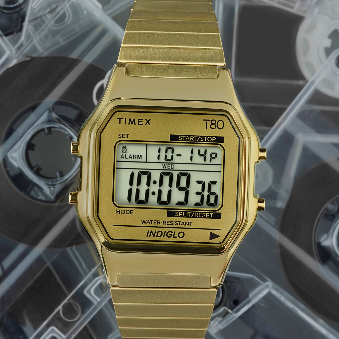 Zegarek męski Timex ze złotą kopertą, cyfrową tarczą oraz złotą bransoletą ze stali