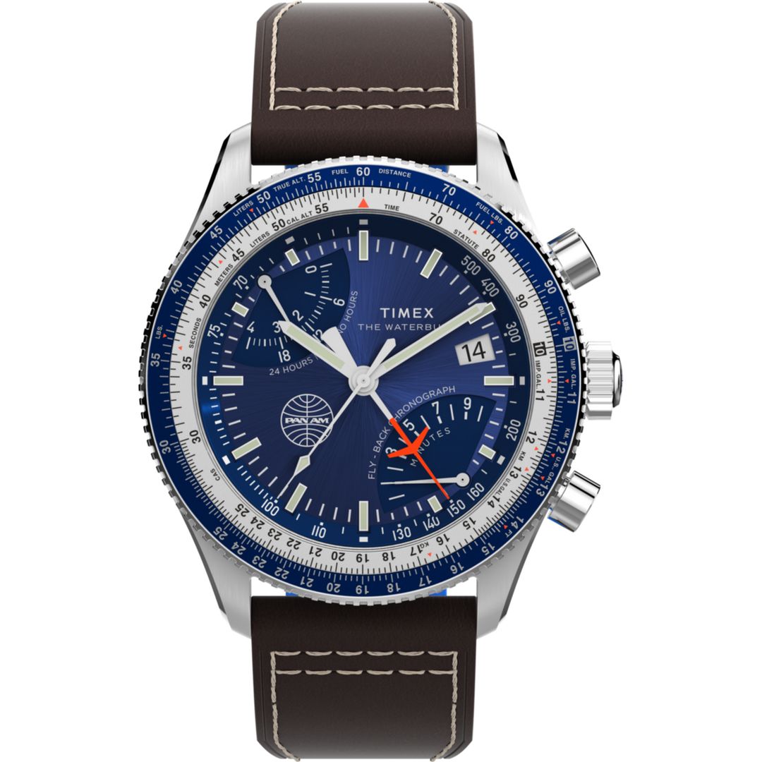 Zegarek Timex z okrągłą, stalową kopertą, niebieskim bezelem oraz skórzanym, brązowym paskiem