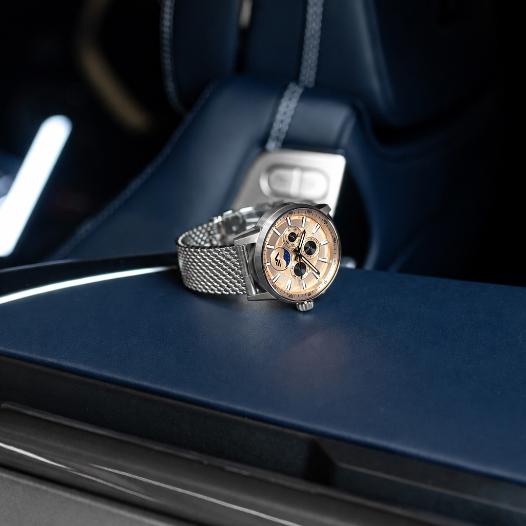 Vostok Europe Limousine 43mm Generation 2 Multifunction Moonphase 6P00-561A789B na bransolecie