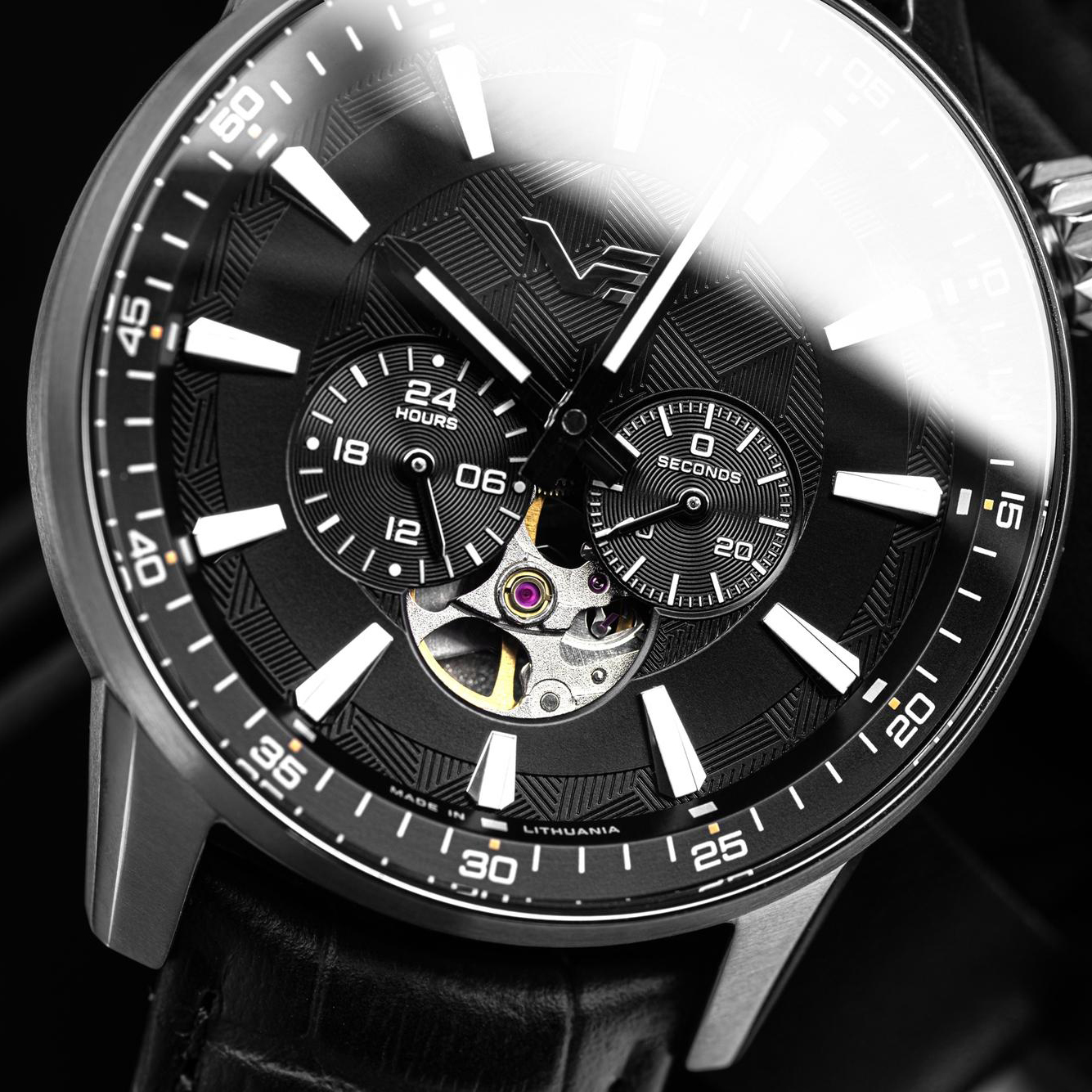 Vostok Europe Limousine Automatic 82S7-561A787 z tarczą typu Open-Heart