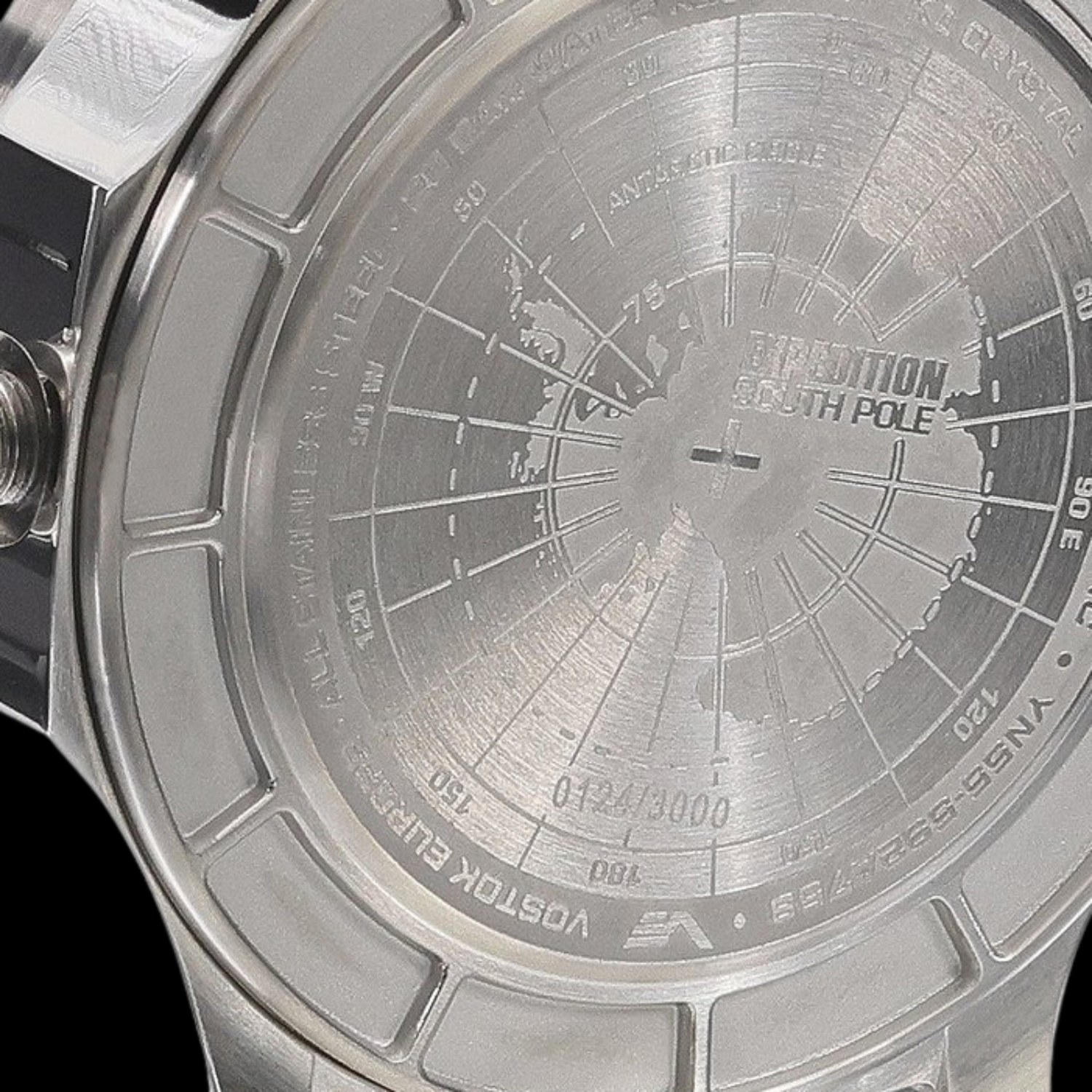 Dekiel zegarka Vostok Europe Expedition South Pole Automatic YN55-592A758B z wygrawerowaną limitacją