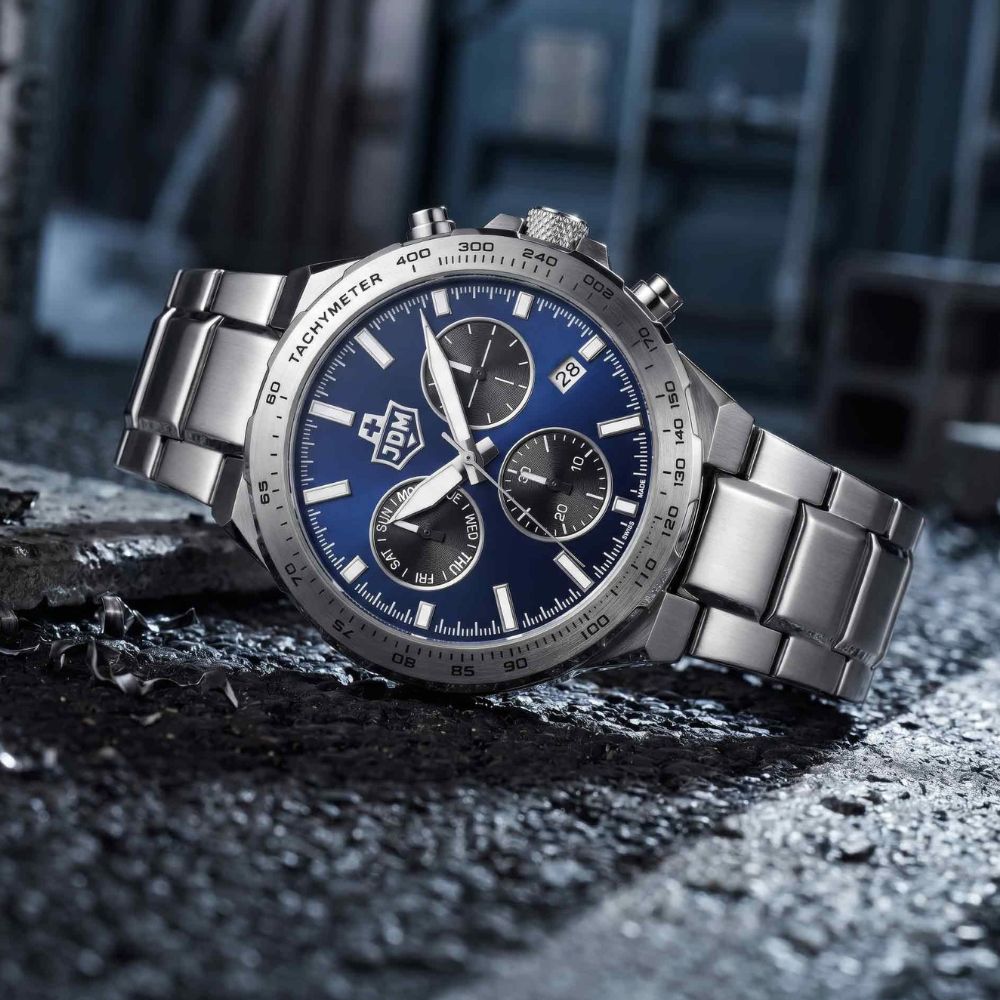 Męski zegarek JDM Military na bransolecie z chronografem
