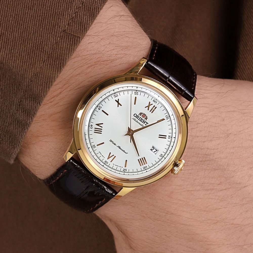 Klasyczny Orient Bambino V2 z datownikiem
