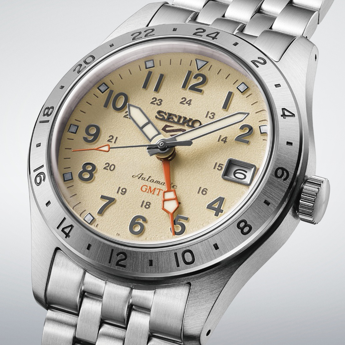 Zegarek Seiko 5 Sports Automatic Field GMT HDB002K1 z beżową tarczą