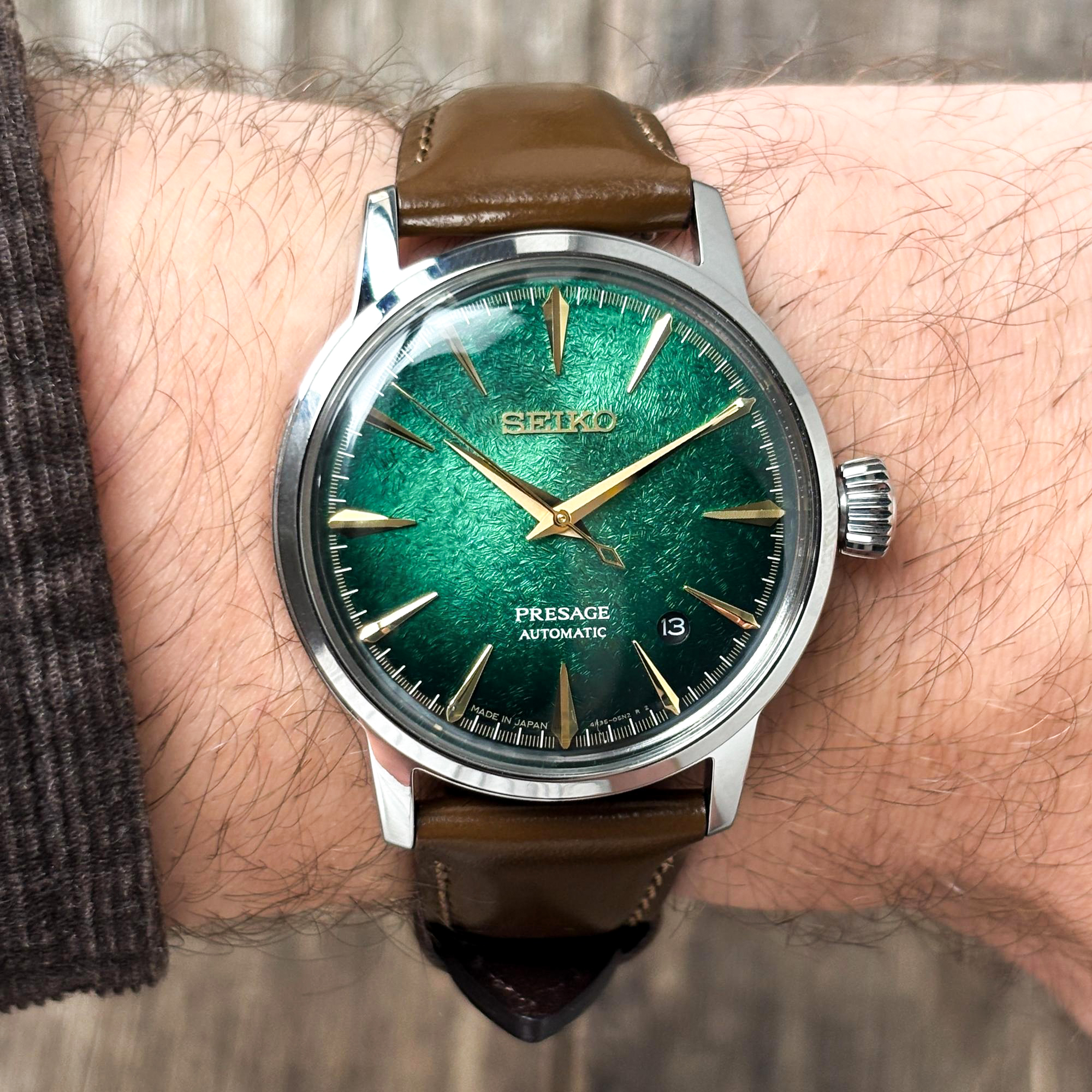 Zegarek Seiko Presage Cocktail Time Crushed Ice Mint Mist na męskim nadgarstku