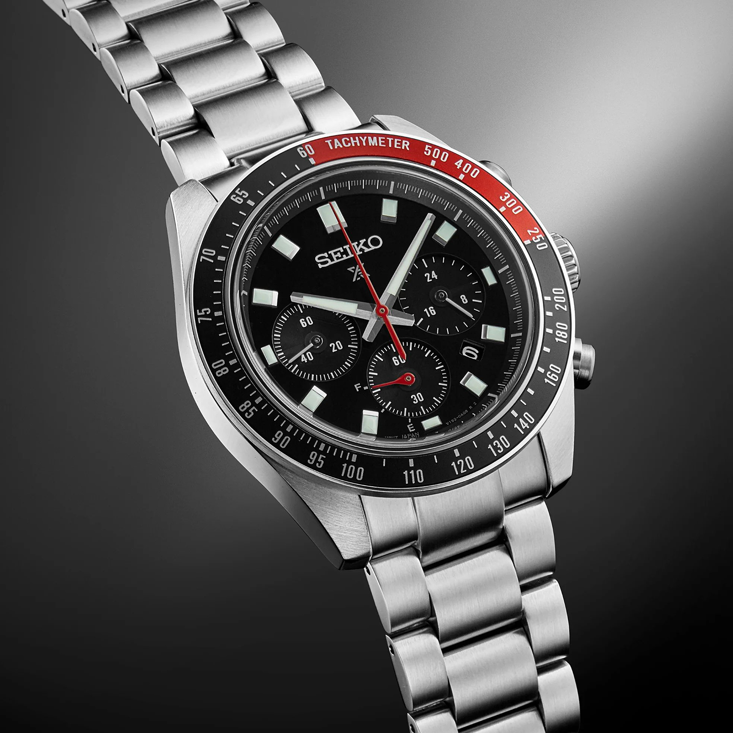 Srebrny zegarek Seiko Speedtimer z tachometrem
