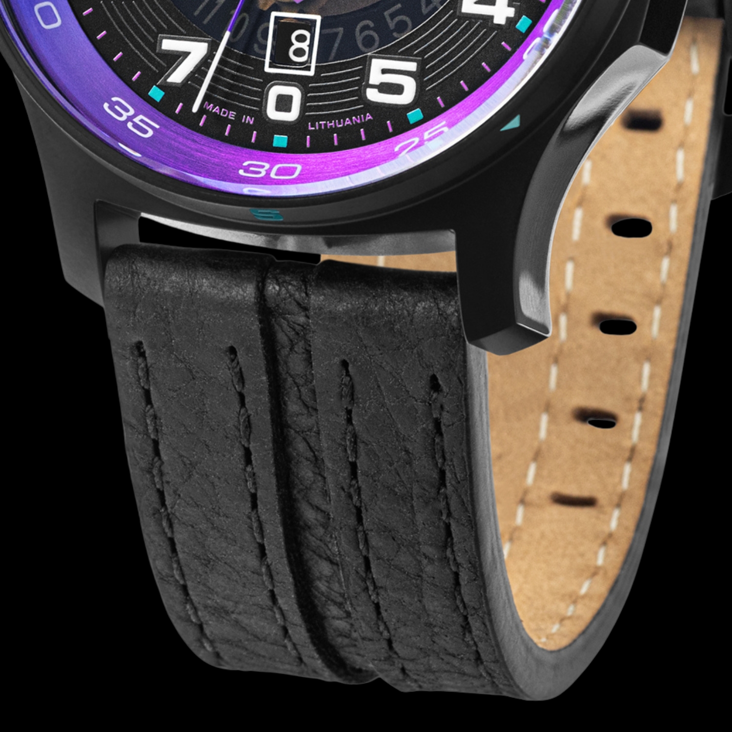 Czarny, skórzany pasek w zegarku Vostok Europe Expedition South Pole Automatic YN55-592C760 