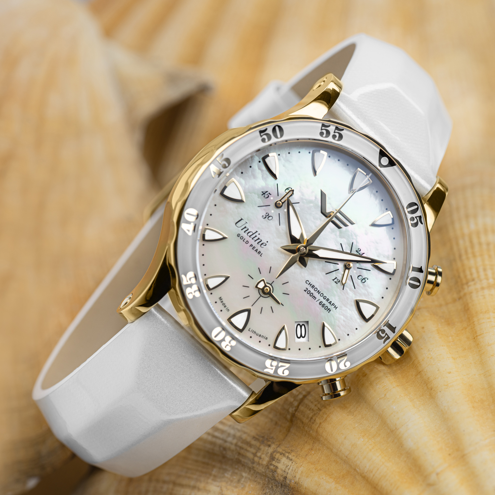 Zegarek Vostok Europe Undine Gold Pearl VK68-515B800 na białym pasku
