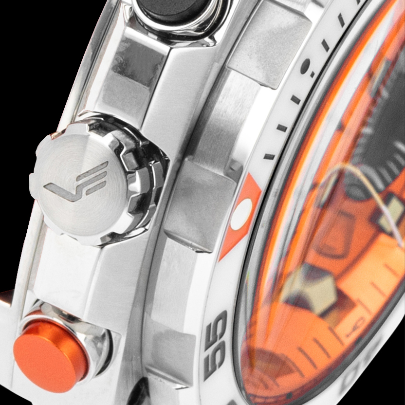 Koperta typu bullhead w Vostok Europe Systema Periodicum Neon