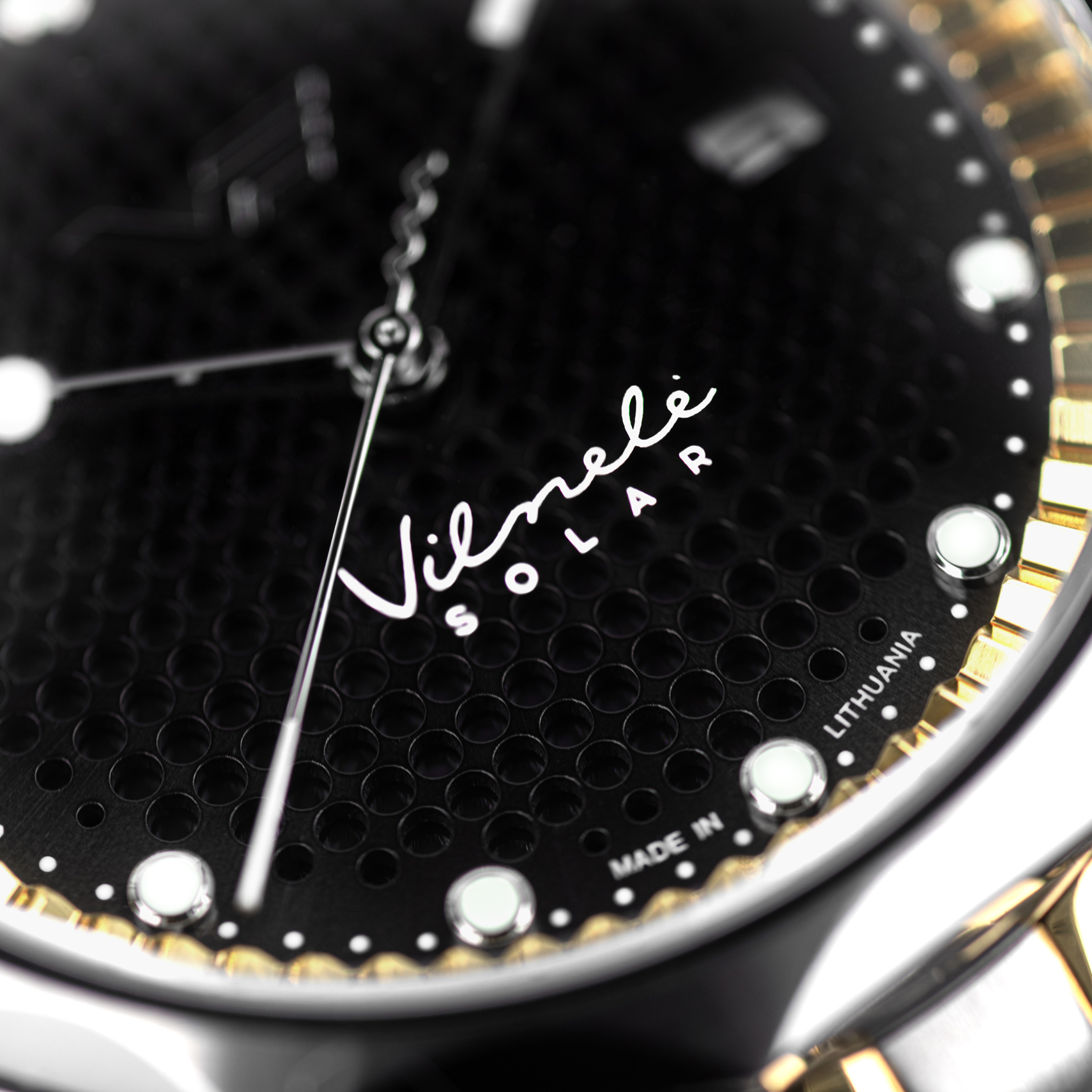Zegarki Vostok Europe Vilnelė Solar Cellular z czarną tarczą