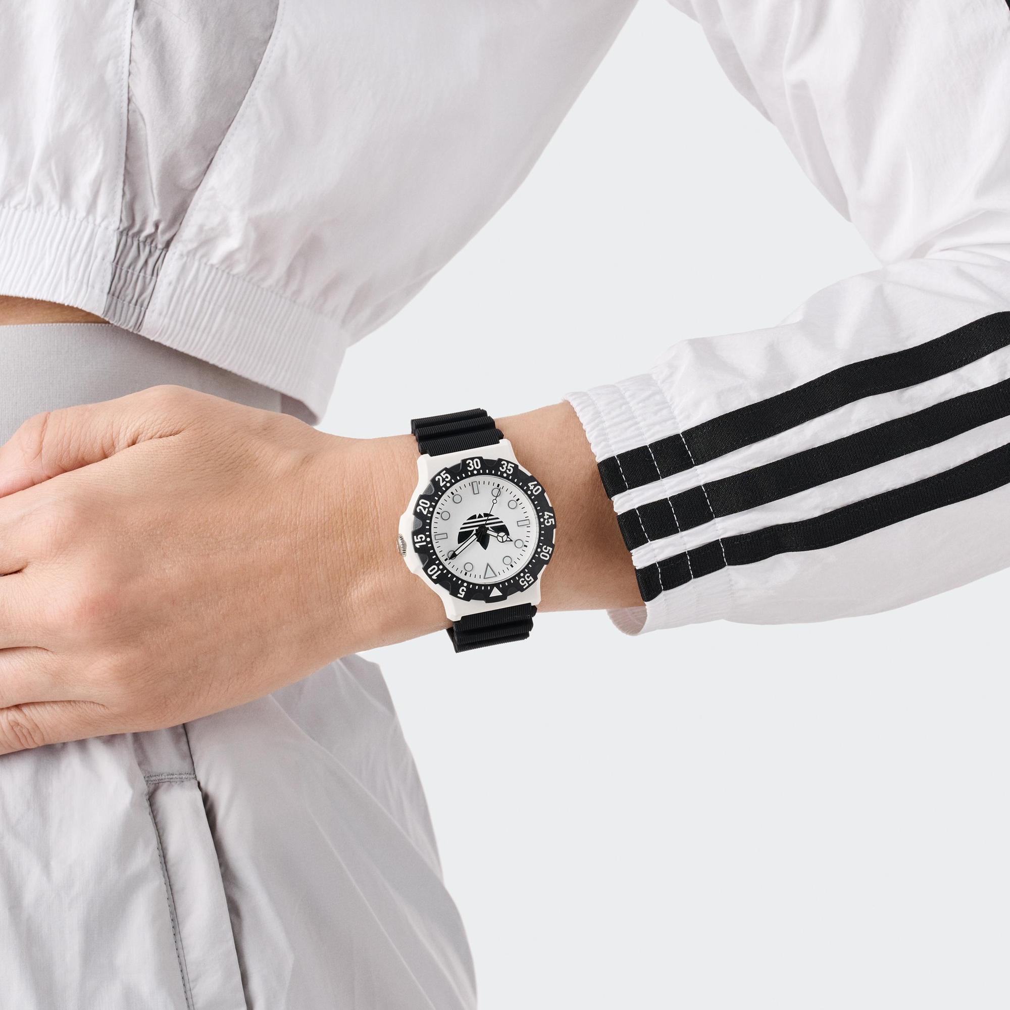 DISCOVERER TWO adidas Originals AOSY25516 - hover
