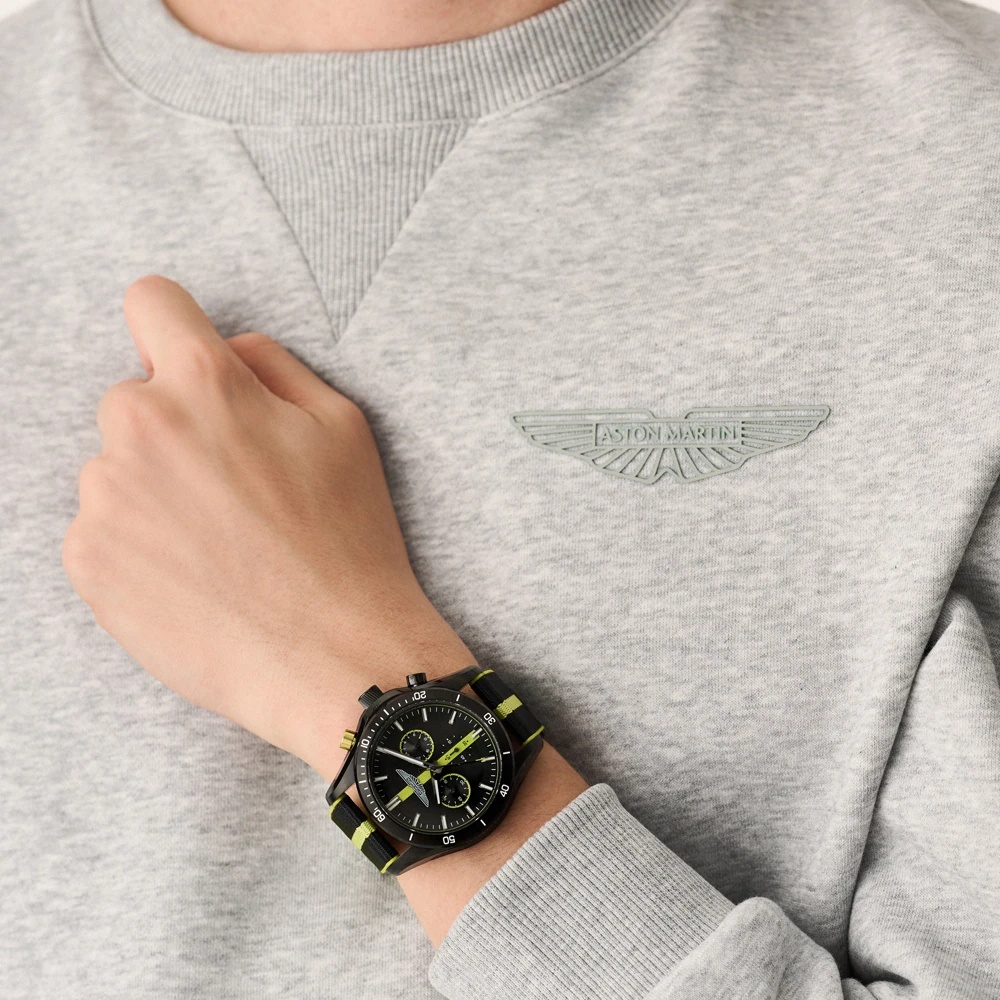 CLP Aston Martin MTRL1F602 - hover